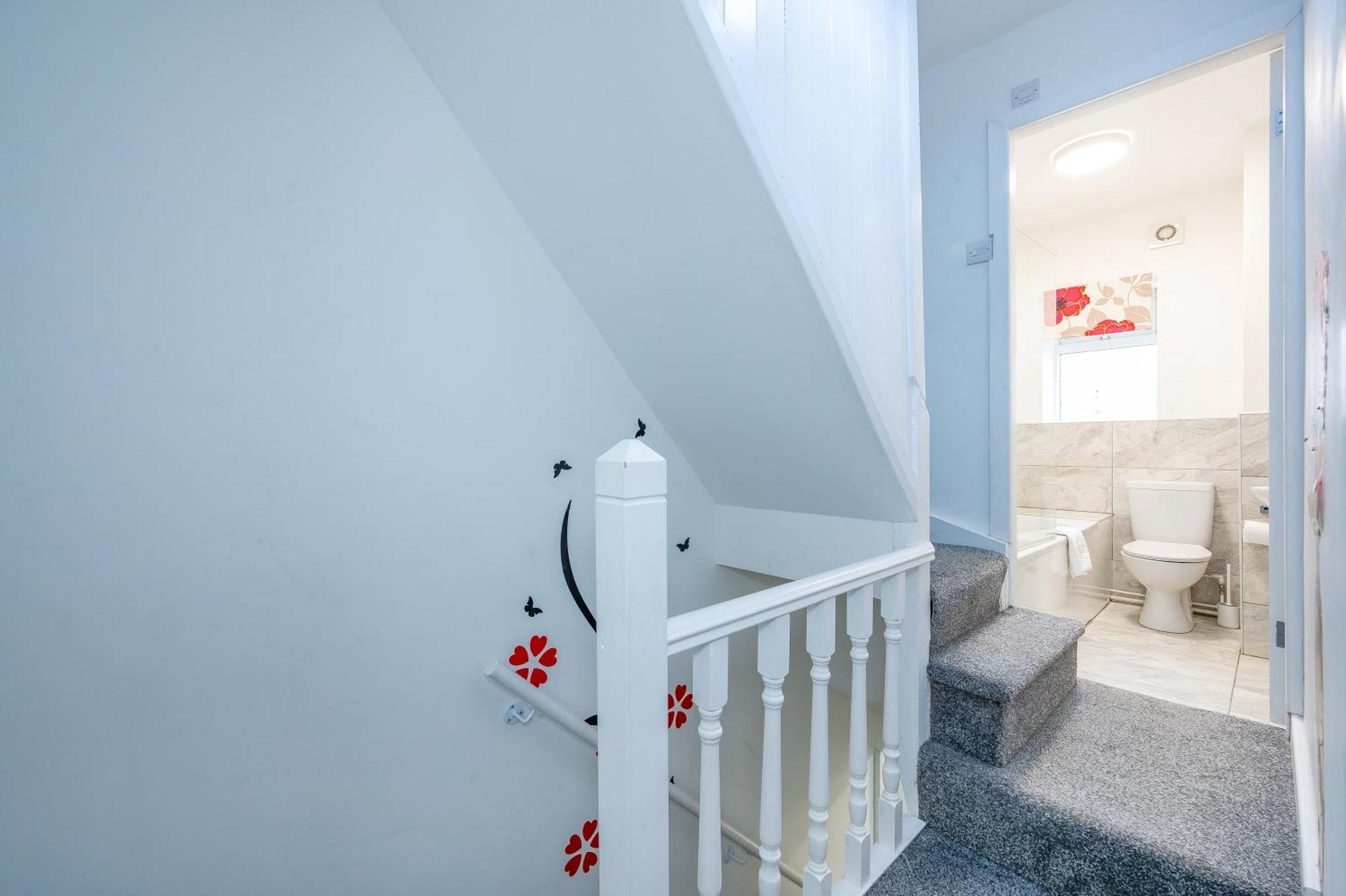*Ra60G* For Your Most Relaxed & Cosy Stay + Free Parking + Free Fast Wifi * 몰리 외부 사진