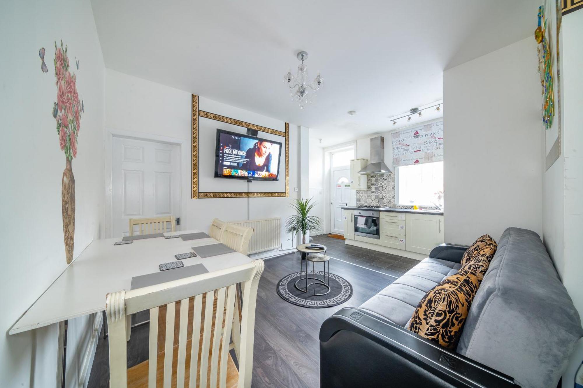 *Ra60G* For Your Most Relaxed & Cosy Stay + Free Parking + Free Fast Wifi * 몰리 외부 사진